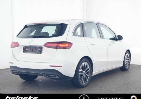 Mercedes-Benz B 200, 2024 3