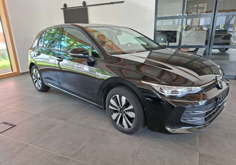 Volkswagen Golf, 2025