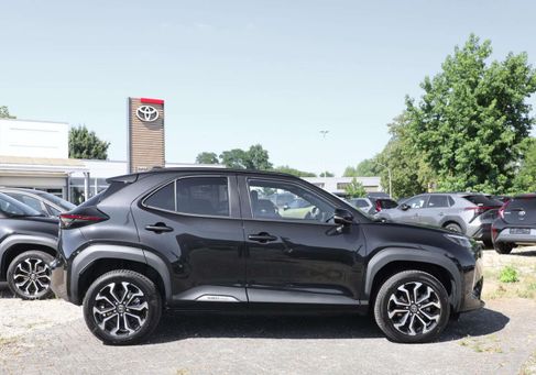 Toyota Yaris Cross, 2025 3
