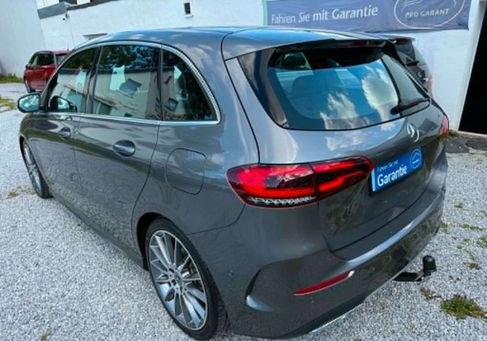 Mercedes-Benz B 180, 2019