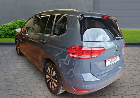 Volkswagen Touran, 2023 3