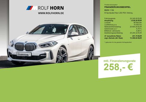 BMW 118, 2024 3