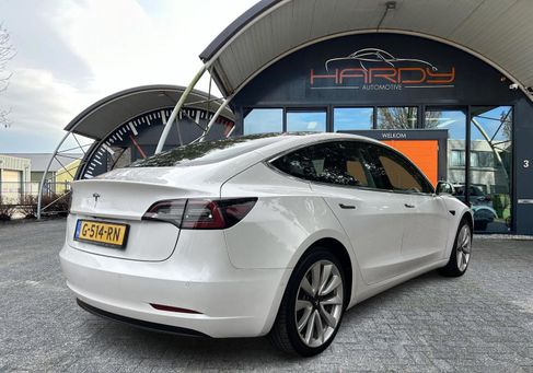 Tesla Model 3, 2019 3