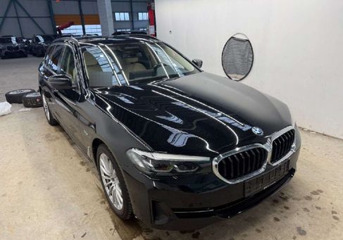 BMW 530, 2021
