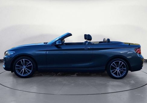 BMW 220, 2020 3