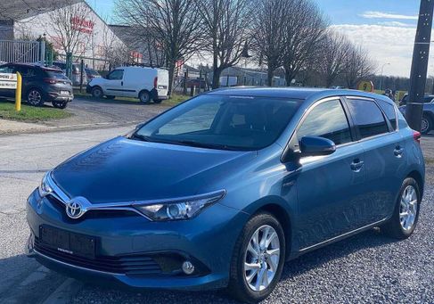 Toyota Auris, 2016