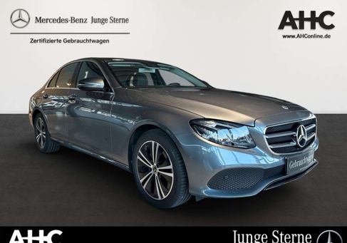 Mercedes-Benz E 200, 2020