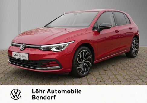 Volkswagen Golf, 2022