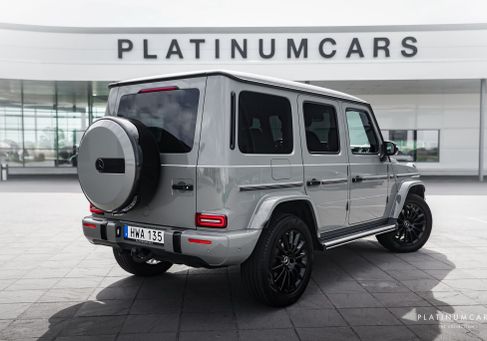 Mercedes-Benz G 400, 2023