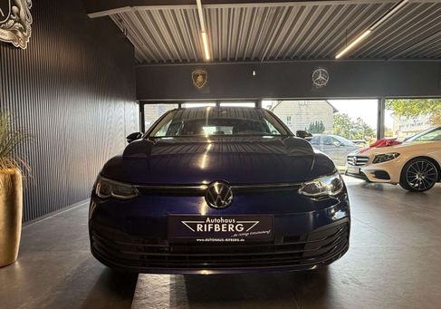 Volkswagen Golf, 2023