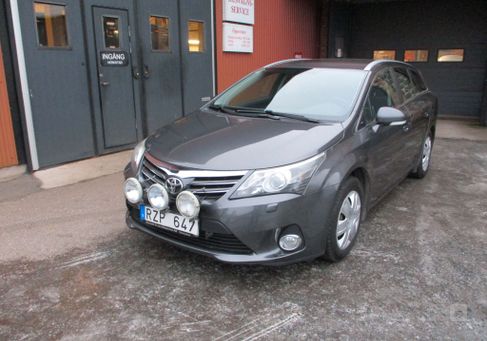 Toyota Avensis, 2014