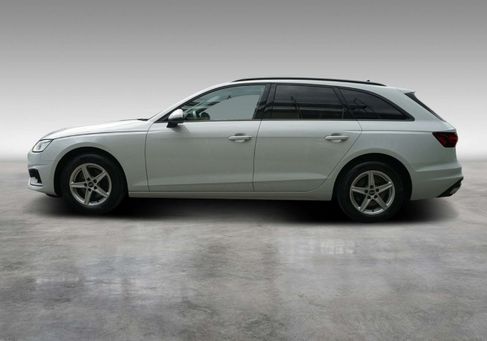 Audi A4, 2021
