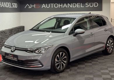 Volkswagen Golf, 2023