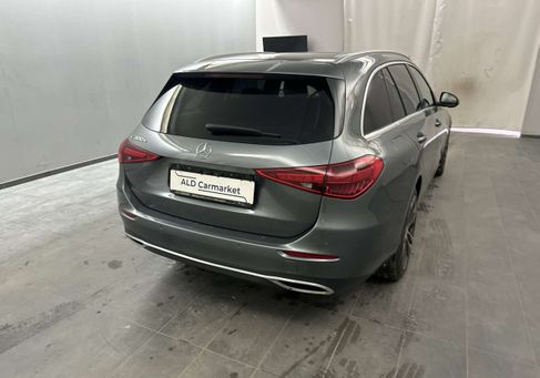 Mercedes-Benz C 300, 2022