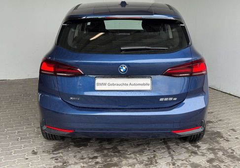 BMW 225, 2023