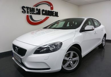 Volvo V40, 2018