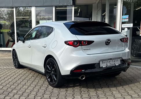 Mazda 3, 2024