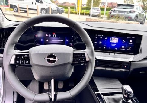 Opel Astra, 2025