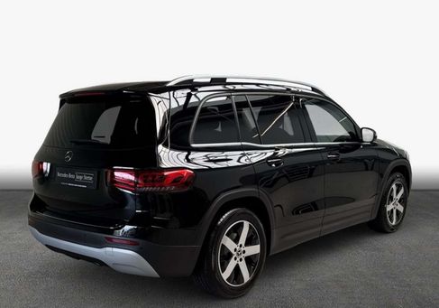 Mercedes-Benz GLB 200, 2023 2