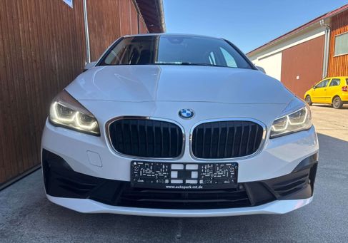 BMW 218, 2021 2