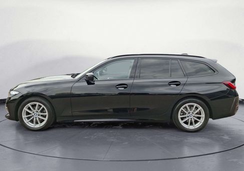 BMW 318, 2023 3