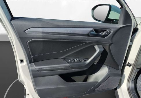 Volkswagen T-Roc, 2025