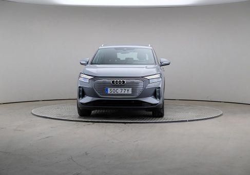 Audi Q4, 2024 3