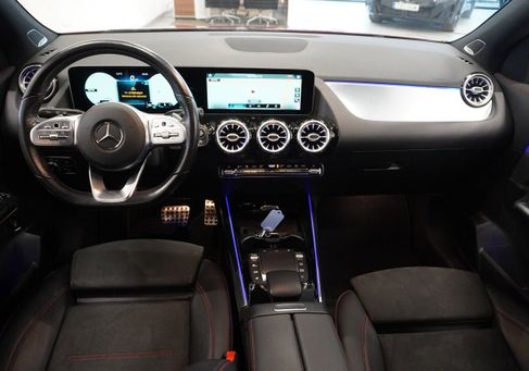 Mercedes-Benz GLA 200, 2020
