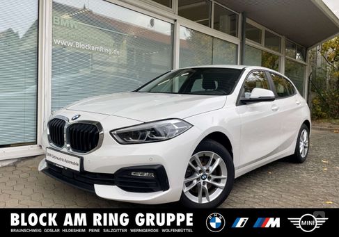 BMW 118, 2021