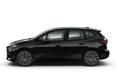 BMW 216, 2023