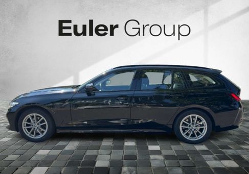 BMW 318, 2022