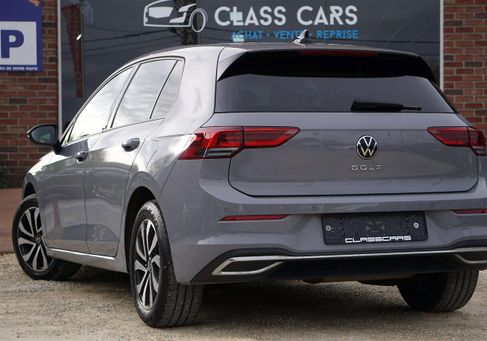 Volkswagen Golf, 2022 3