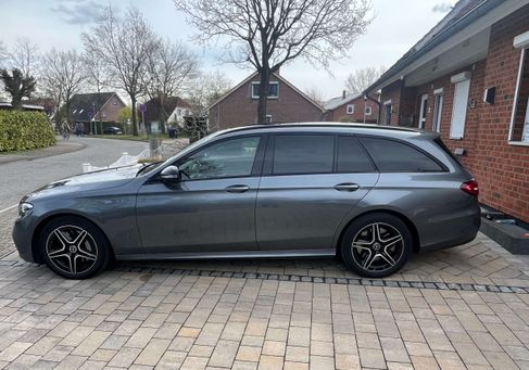Mercedes-Benz E 300, 2022 2