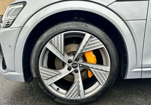 Audi e-tron, 2021 2