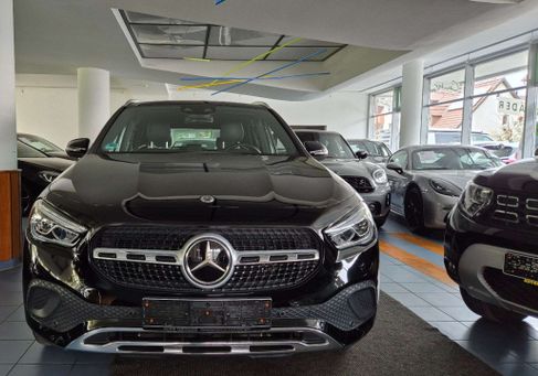 Mercedes-Benz GLA 250, 2022