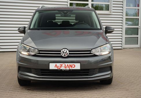 Volkswagen Touran, 2020 3