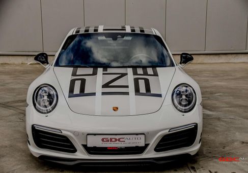 Porsche, 2018