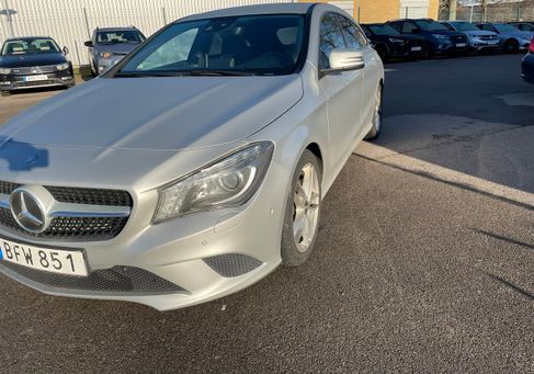 Mercedes-Benz CLA 220 Shooting Brake, 2015
