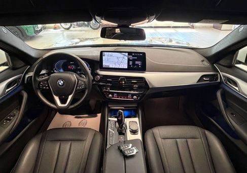 BMW 530, 2022