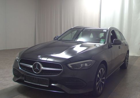 Mercedes-Benz C 300, 2022