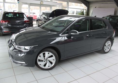 Volkswagen Golf, 2022 3