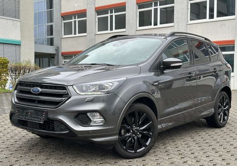 Ford Kuga, 2017