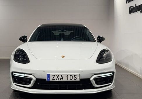 Porsche Panamera, 2021