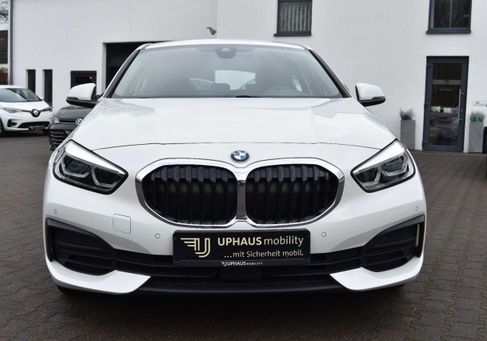 BMW 116, 2022