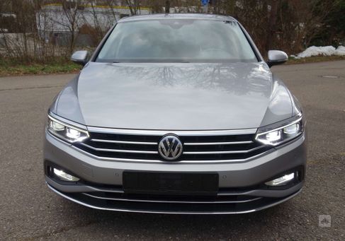 Volkswagen Passat, 2020