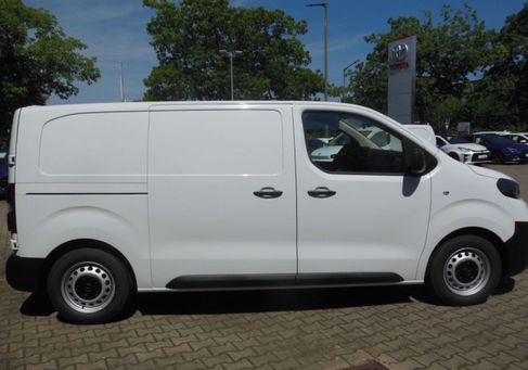 Toyota Proace, 2024