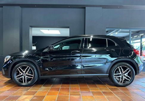 Mercedes-Benz GLA 180, 2019