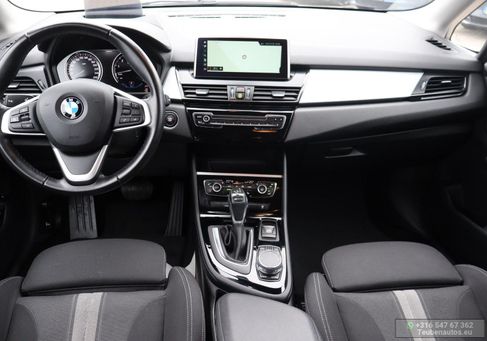 BMW 225 Active Tourer, 2018