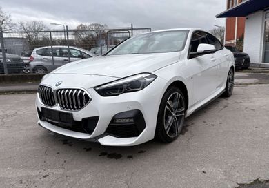 BMW 218, 2021