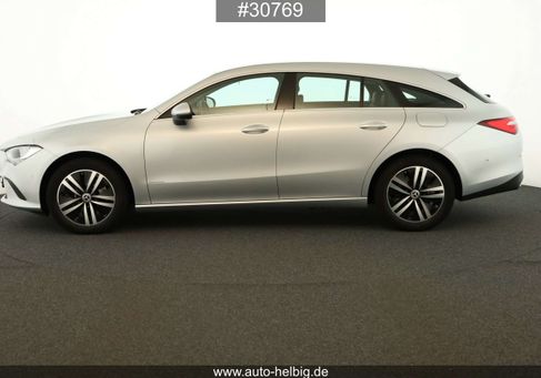 Mercedes-Benz CLA 250, 2022